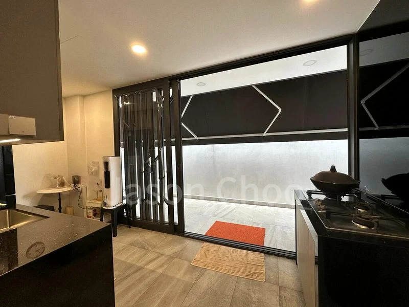 5 Bed Semi-Detached House (Landed) for Sale in  Mun Wah Garden - Image 10