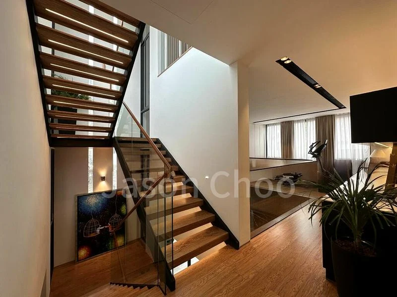 5 Bed Semi-Detached House (Landed) for Sale in  Mun Wah Garden - Image 9