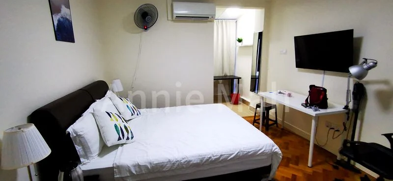 Master Room (Landed) for Rent in  Golden Shower Park - Image 1