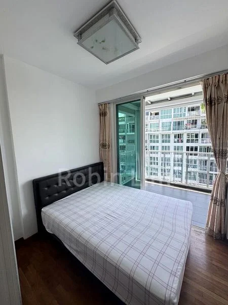 4 Bed Executive Condo for Rent in  1 Canberra - Image 1