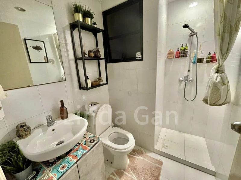 3 Bed Condo for Rent in  Pinewood Gardens - Image 2