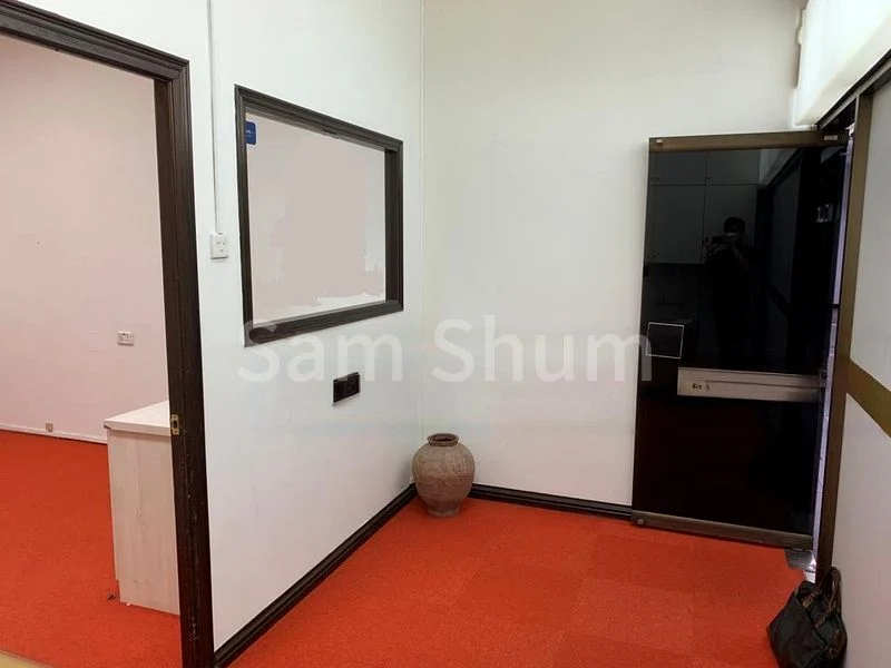 Office for Sale: High Street Plaza - Image 3