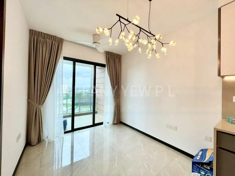 2 Bed Condo for Sale in  Normanton Park - Image 2