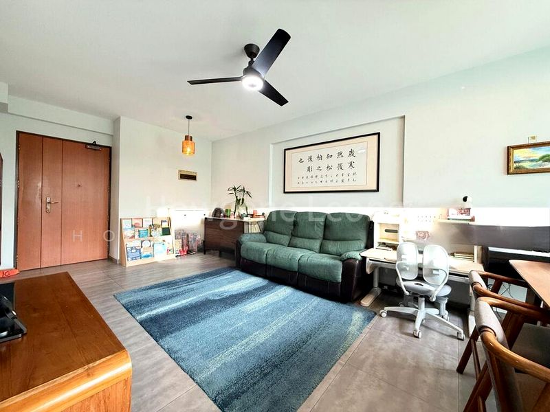 4 Room (4A) HDB for Sale in  27 Ghim Moh Link - Image 2