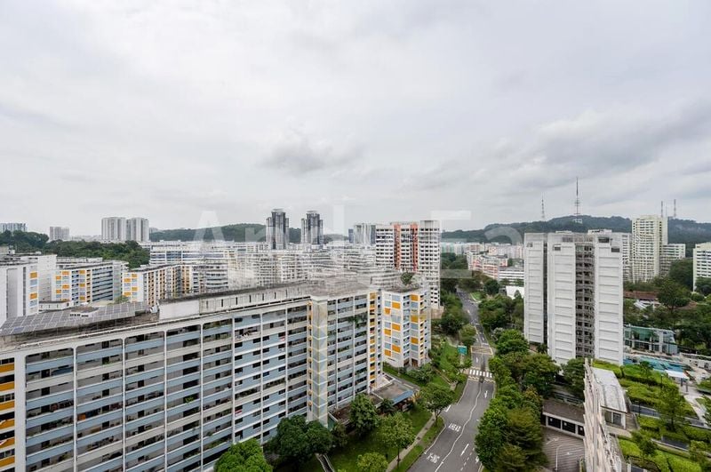 5 Room (5I) HDB for Sale in 293A Bukit Batok Street 21 - Image 1