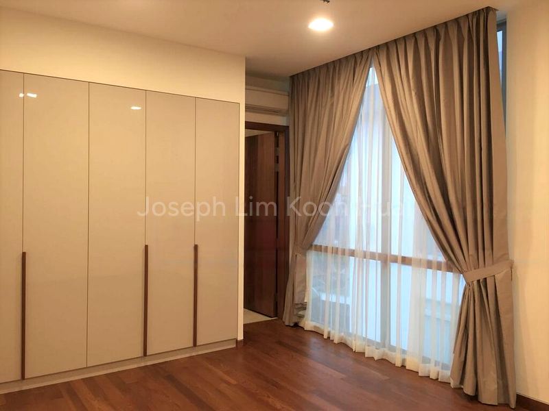 6 Bed Bungalow (Landed) for Sale in Toh Estate - Image 6