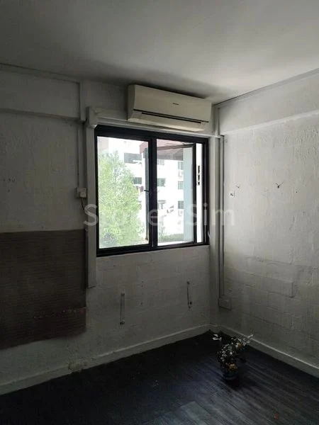 3 Room (3S) HDB for Rent in  212 Lorong 8 Toa Payoh - Image 3