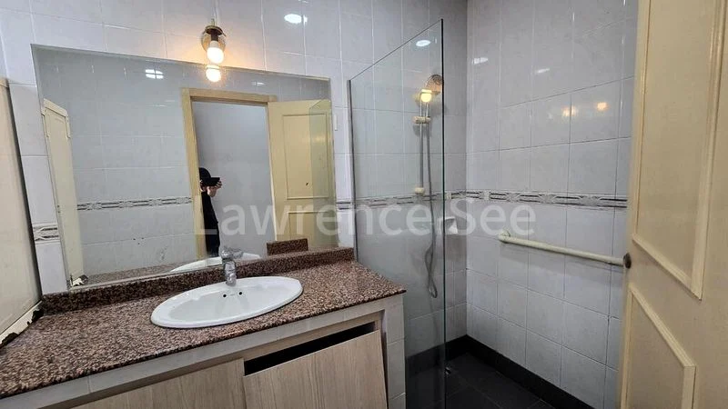 Studio Apartment (Condo) for Rent in  Cavenagh House - Image 5
