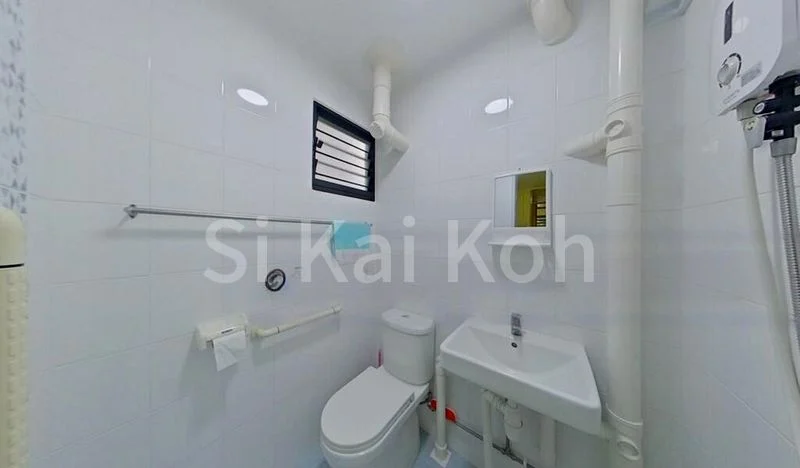 3 Room (3NG) HDB for Sale in  182 Ang Mo Kio Avenue 5 - Image 5
