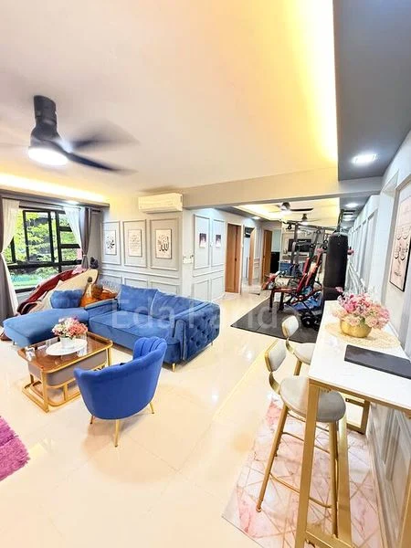 5 Room (5I) HDB for Sale in  468A Bukit Batok West Avenue 9 - Image 9