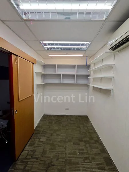 Light Industrial (B1) for Rent in  Amtech Building - Image 1