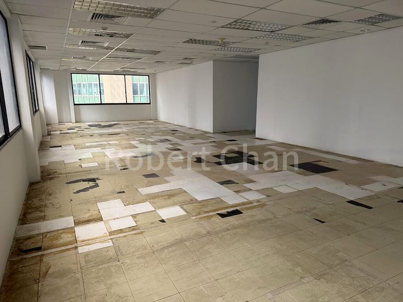Office for Rent: Tong Eng Building - Image 4