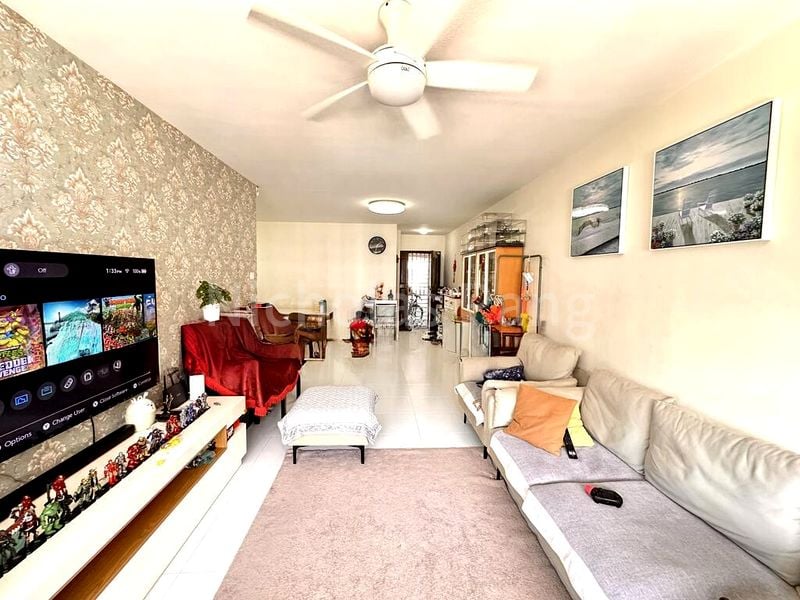 5 Room (5I) HDB for Sale in 588A Montreal Drive - Image 7