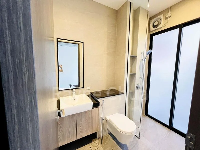 Shop / Shophouse for Rent: Renovated Home Office/ Residential on Hamilton Road - Image 1