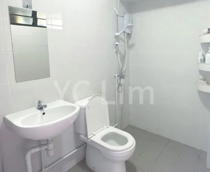 Common Room (HDB) for Rent in  791 Woodlands Avenue 6 - Image 2