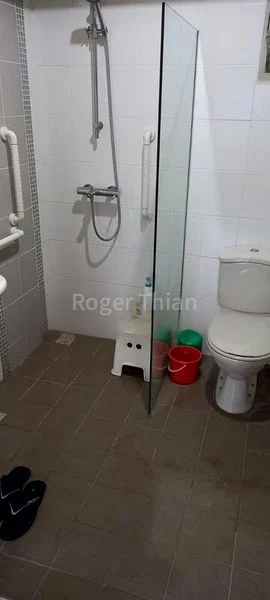 Room (HDB) for Rent in  127A Kim Tian Road - Image 10