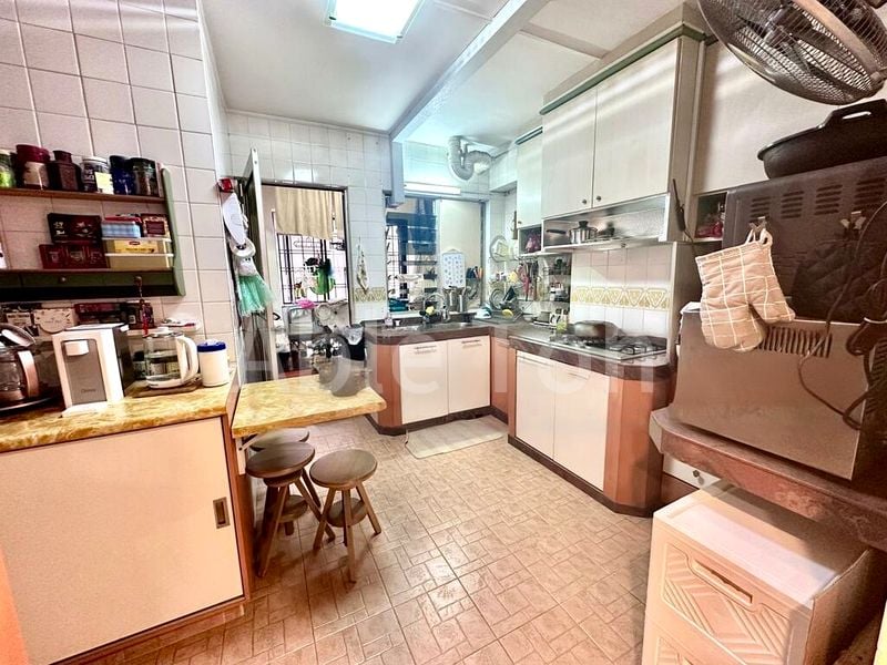 Common Room (HDB) for Rent in  556 Choa Chu Kang North 6 - Image 4