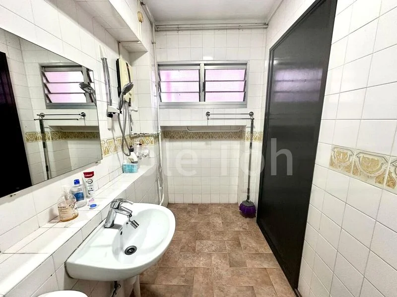 Common Room (HDB) for Rent in  556 Choa Chu Kang North 6 - Image 3
