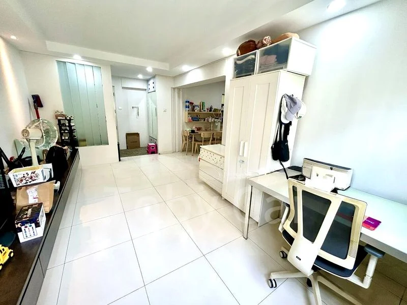 5 Room (5A) HDB for Sale in  20 Jalan Membina - Image 2