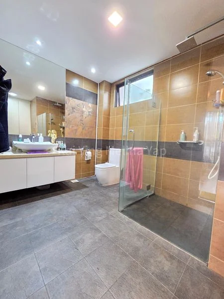 5 Bed Terraced House (Landed) for Sale in Sembawang Hills Estate - Image 12