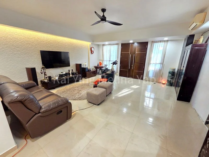 5 Bed Terraced House (Landed) for Sale in Sembawang Hills Estate - Image 4