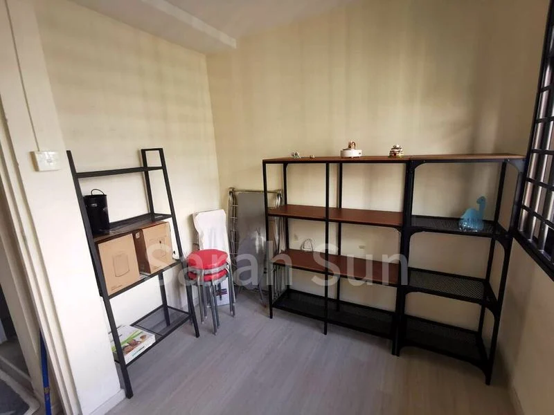 3 Room (3I) HDB for Rent in 126 Lorong 1 Toa Payoh - Image 5