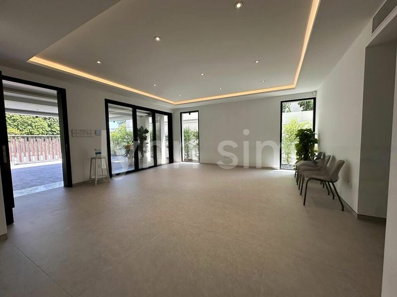 7 Bed Bungalow (Landed) for Sale in  Stratford Court - Image 3