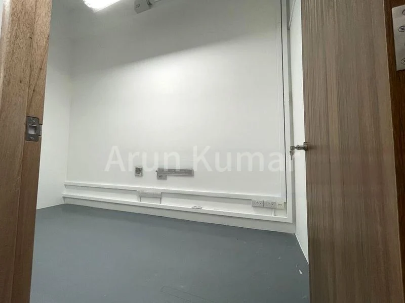 Light Industrial (B1) for Rent: Primz Bizhub - Image 2