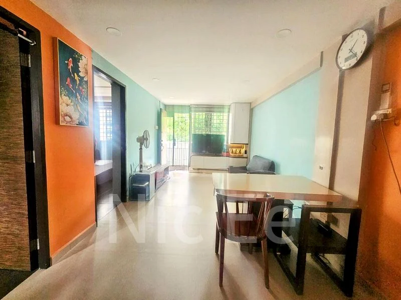 3 Room (3I) HDB for Sale in  3 Ghim Moh Road - Image 4