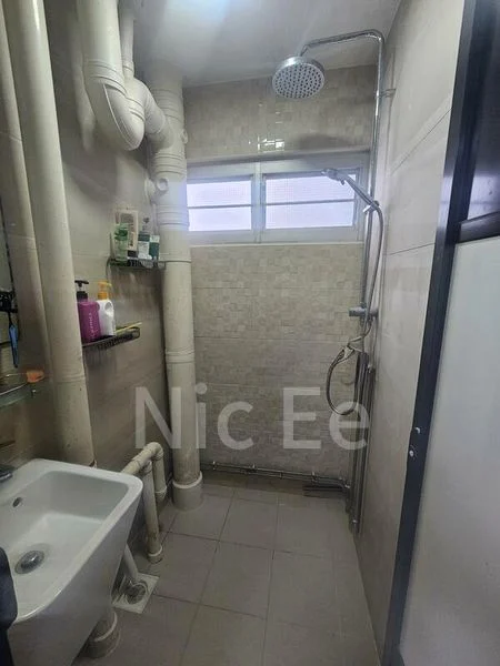3 Room (3I) HDB for Sale in  3 Ghim Moh Road - Image 6