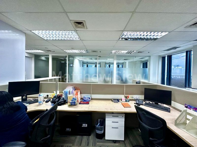 Office for Rent: Hong Leong Building - Image 4
