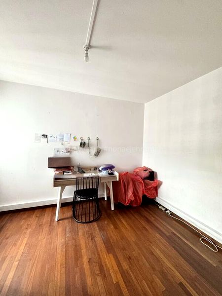 Executive HDB for Sale in  419 Woodlands Street 41 - Image 13