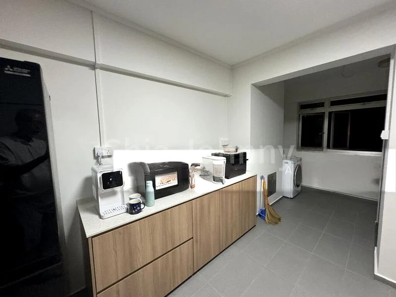 Common Room (HDB) for Rent in  444 Hougang Avenue 8 - Image 12