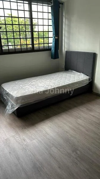 Common Room (HDB) for Rent in  444 Hougang Avenue 8 - Image 3