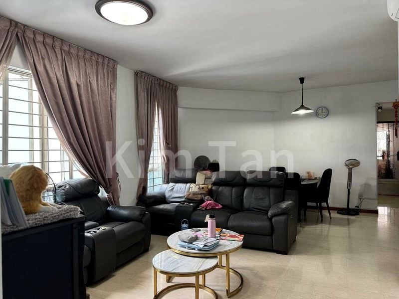 3 Bed Condo for Sale in  Northoaks - Image 2