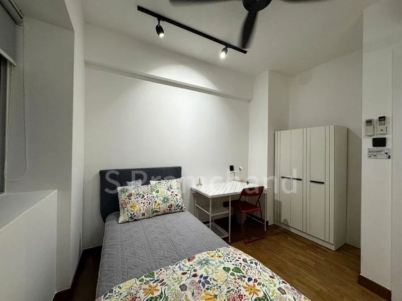 Common Room (Condo) for Rent in  Whitewater - Image 10