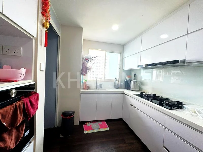 4 Bed Condo for Sale in  Yishun Sapphire - Image 1