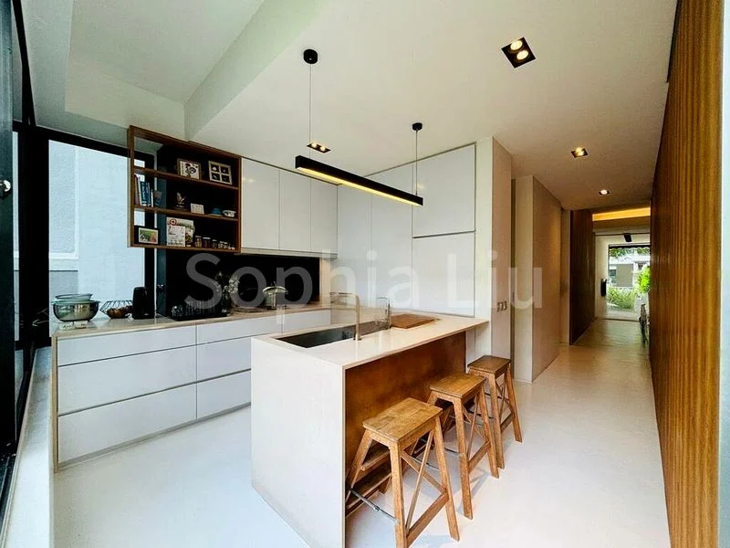 2 Bed Condo for Sale in  Far Horizon Garden - Image 3