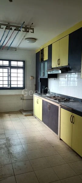 4 Room (4A) HDB for Sale in  60 Teban Gardens Road - Image 10