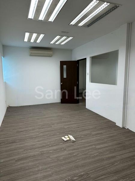 Office for Rent: 757512 - Prime Location, Modern Property on Main Street Complex & Shop - Image 6