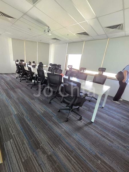 Office for Rent: Peninsula Plaza - Image 7