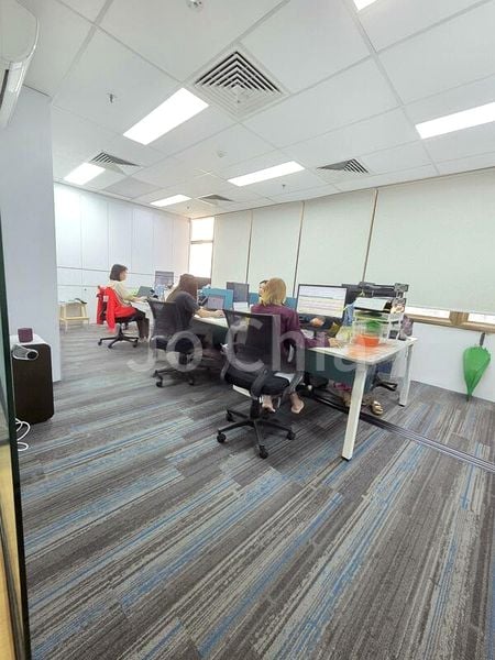 Office for Rent: Peninsula Plaza - Image 6