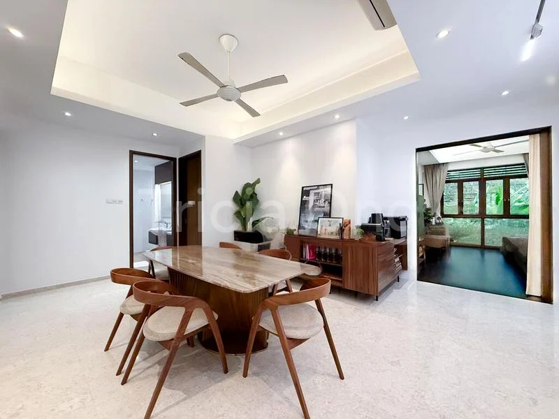 4 Bed Condo for Sale in  The Cornwall - Image 13