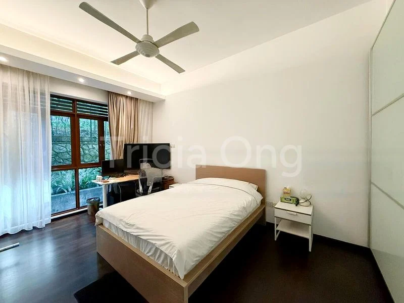 4 Bed Condo for Sale in  The Cornwall - Image 3