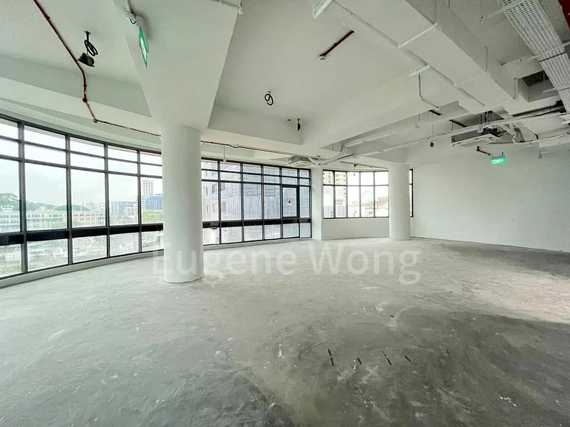 Shop / Shophouse for Rent: 38 Carpenter Street - Image 2
