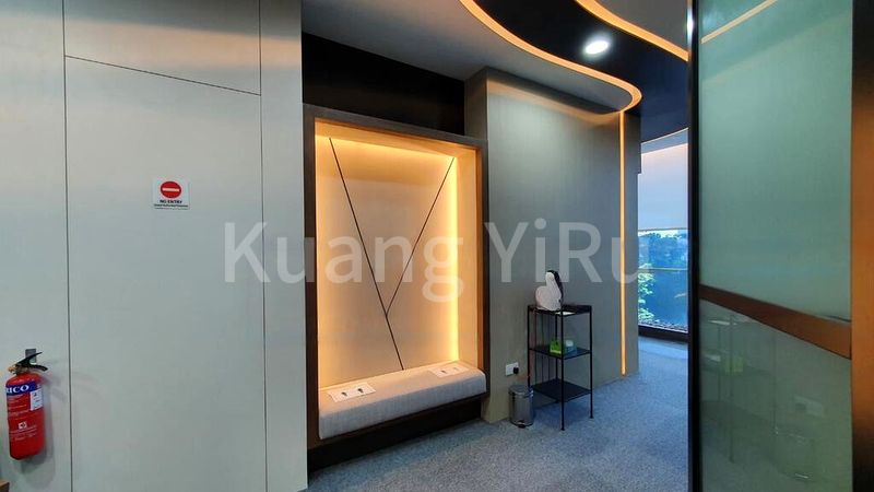 Office for Rent: SBF Center - Image 4