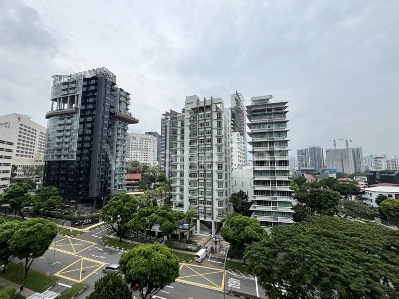 Common Room (Condo) for Rent in  The Huntington - Image 11