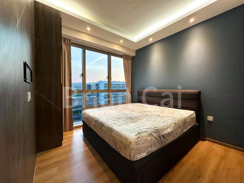 3 Bed Executive Condo for Sale in  The Vales - Image 4