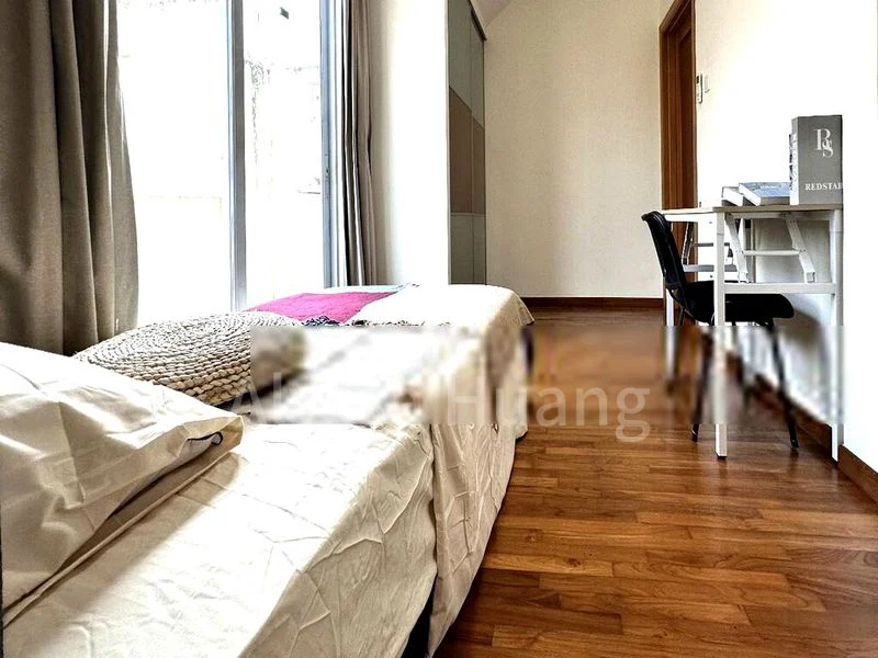 Room (Condo) for Rent in  The Huntington - Image 3