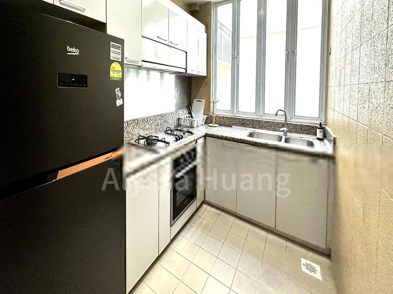 Room (Condo) for Rent in  The Huntington - Image 4